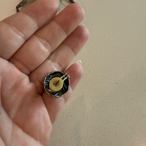 David Yurman Silver Textured Earring - Picture 3 of 3